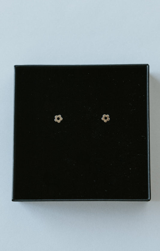 Flower Flatback Earring