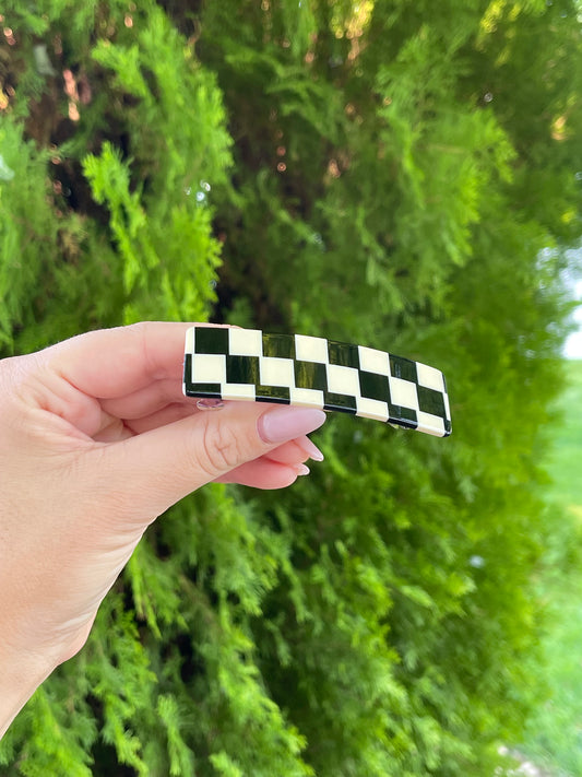 Checkered Clip